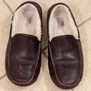 Ugg slippers Men's size 10
